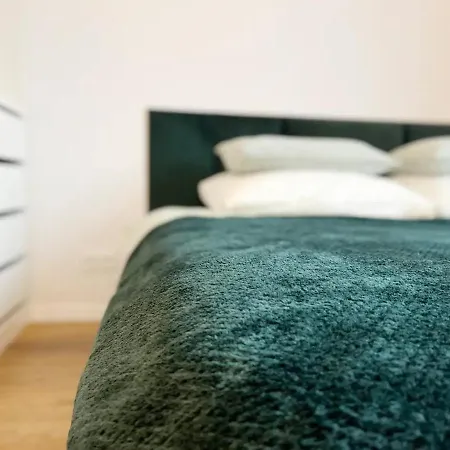 Danube Dreams Self Check-in Apartment
